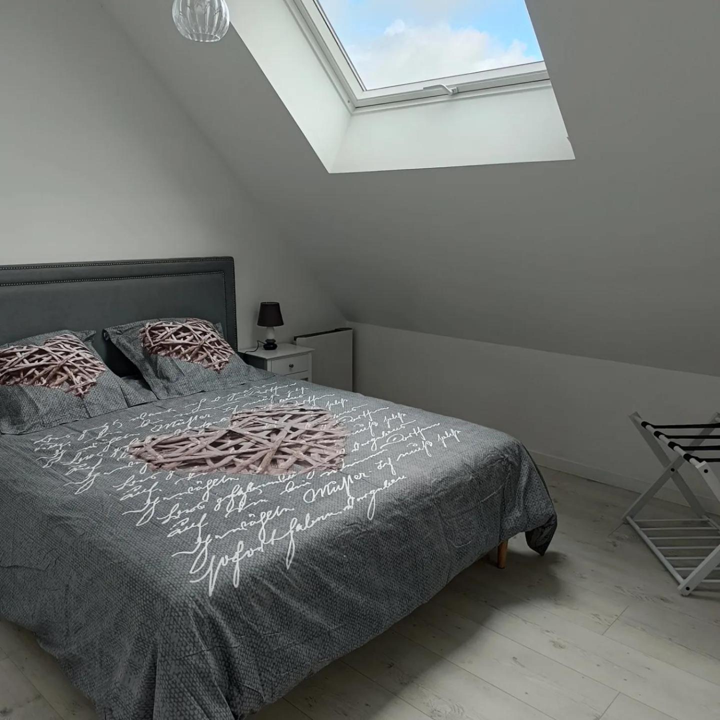 Grande Maison De Plain Pied Avec Jardin Arbore. Champignelles Ngoại thất bức ảnh